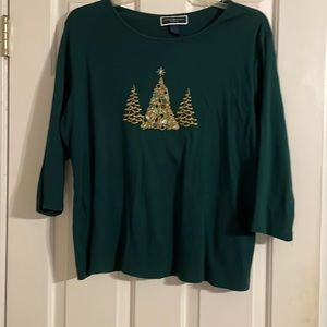 Beautiful Christmas shirt 2X KarenScott women.  No ugly Christmas shirt.